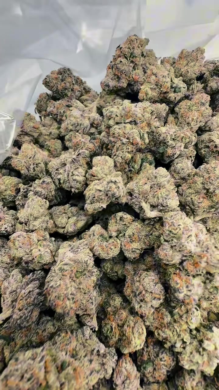 Cured craft flower